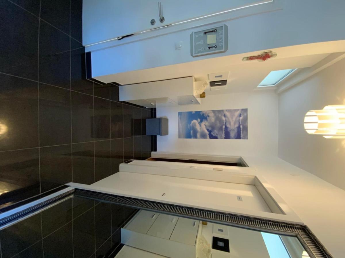 פרימוסטן Apartments Leonardo מראה חיצוני תמונה