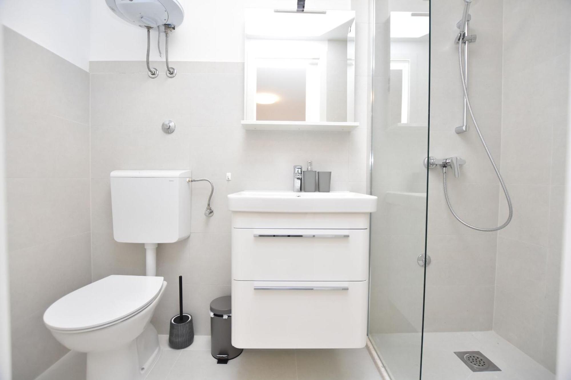 פרימוסטן Apartments Leonardo מראה חיצוני תמונה